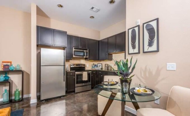 Foto del edificio - 2 bedroom in Houston TX 77027