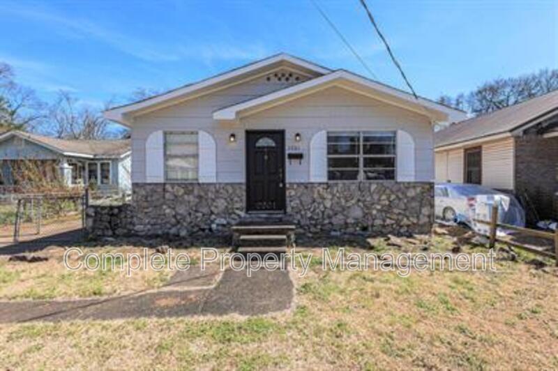 Primary Photo - 2201 Beulah Ave SW