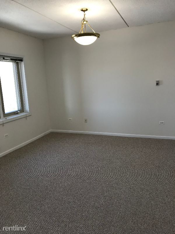 Foto del edificio - 8747 W Bryn Mawr Ave