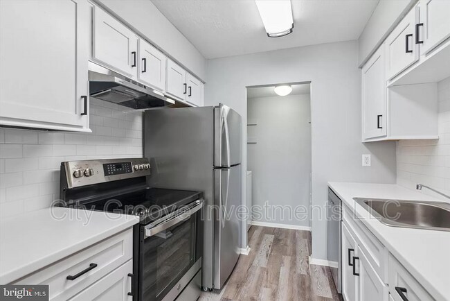 Foto del edificio - 22 Fitzwatertown Rd