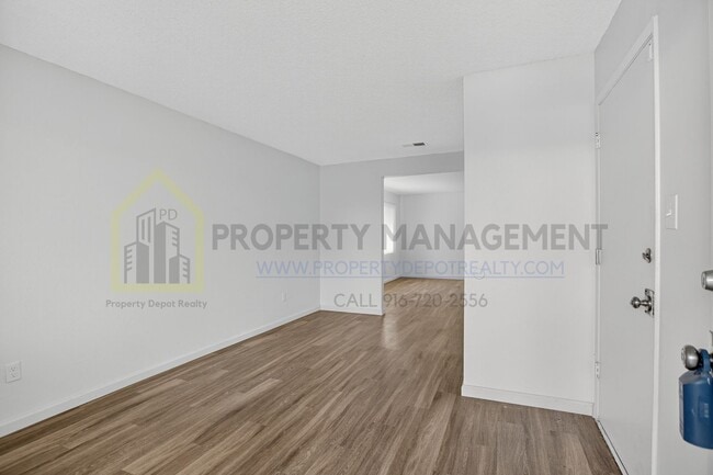 Building Photo - Arleta Ct