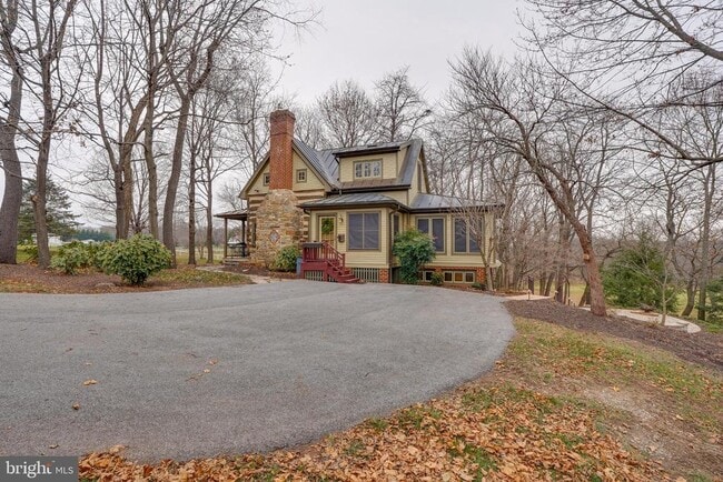 Building Photo - 13237 Creagerstown Rd