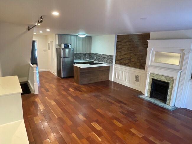 Foto del edificio - 852 Park Pl