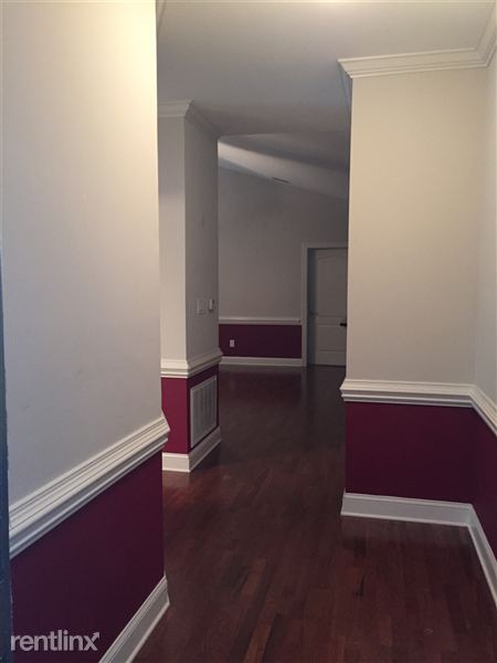 Building Photo - 206 Fountainhead Ln