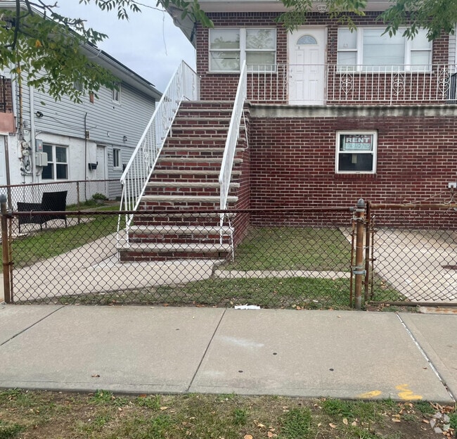 Building Photo - 450 Beach 63rd St