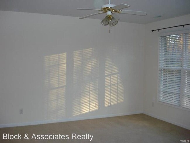 Building Photo - 3 br, 2 bath House - 3114 Kudrow Lane Unit...