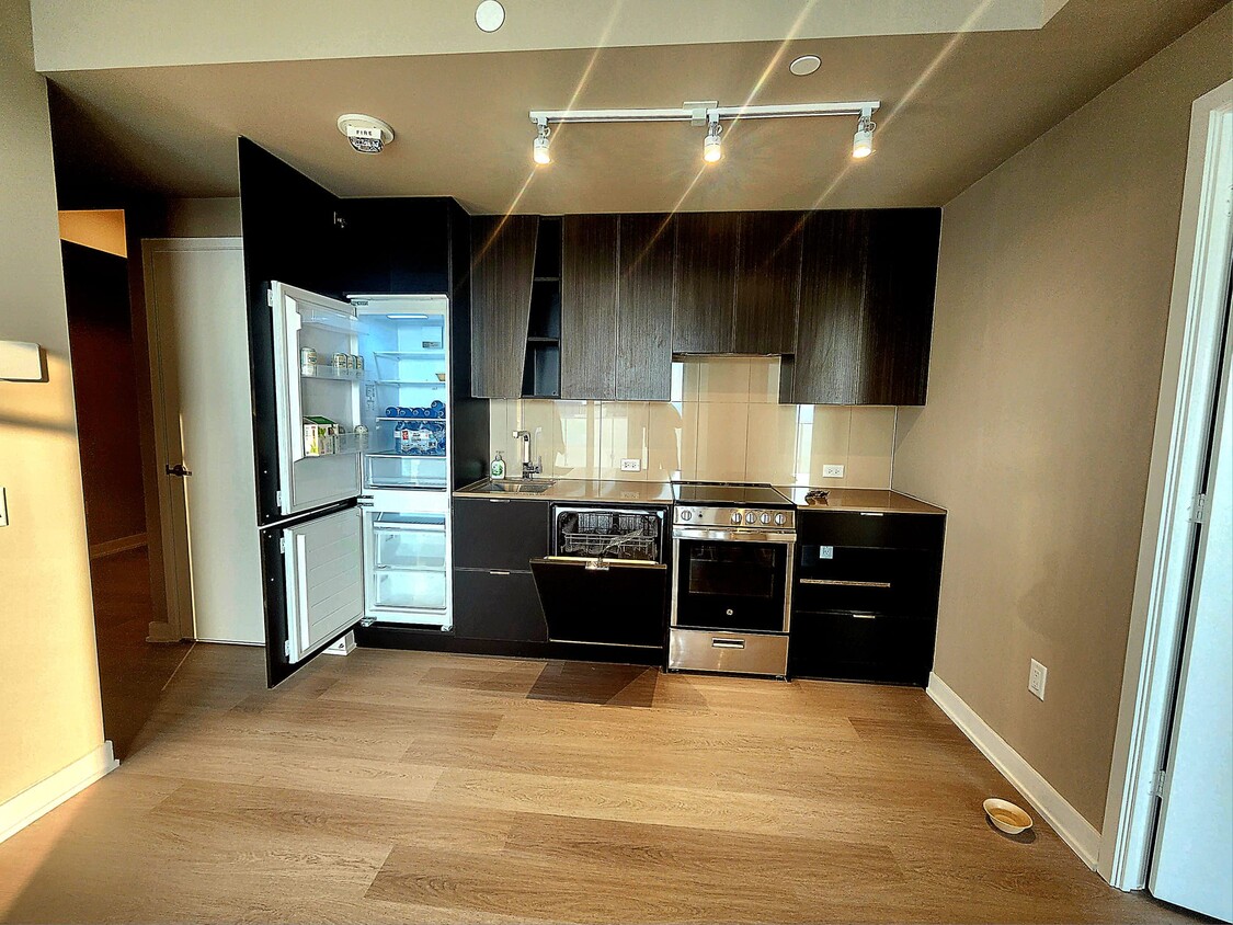 kitchen living - 3883 Quartz Rd