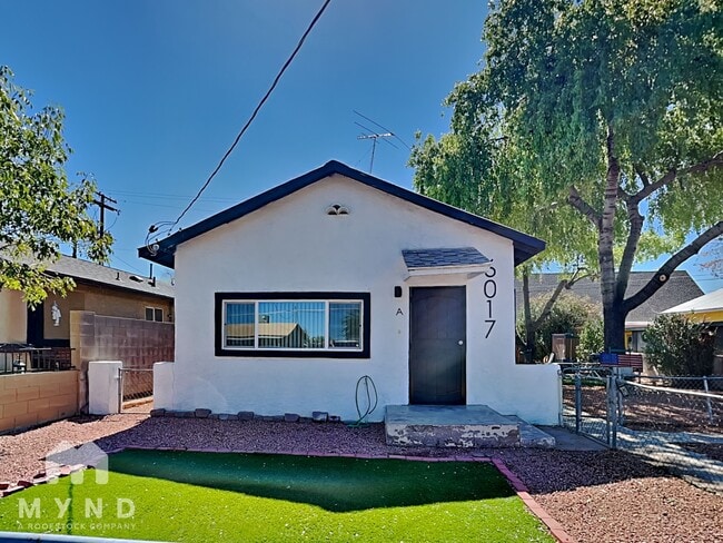 Building Photo - 6017 W Gardenia Ave