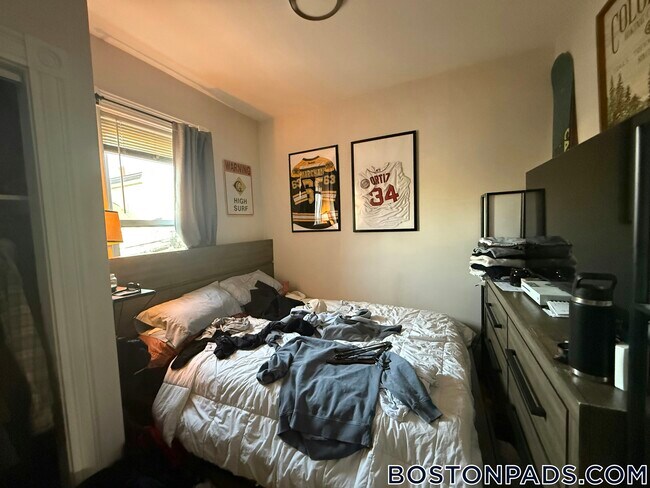 Foto del edificio - 108 Buttonwood St