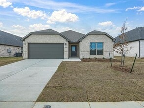Building Photo - 448 Blackwater Trl