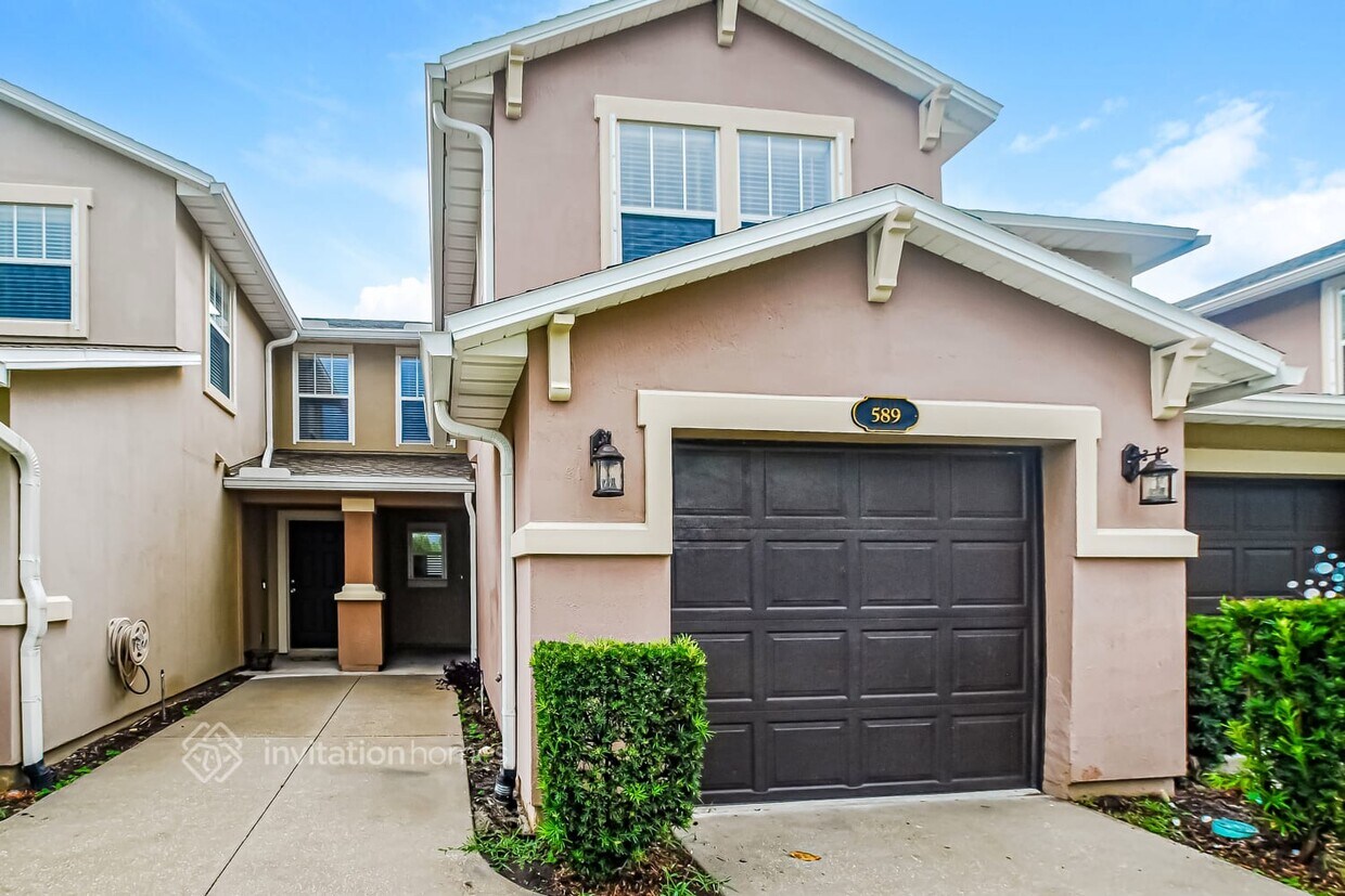 Foto principal - 589 Cabernet Pl