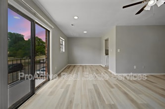 Building Photo - 1462 Gabriel Dr