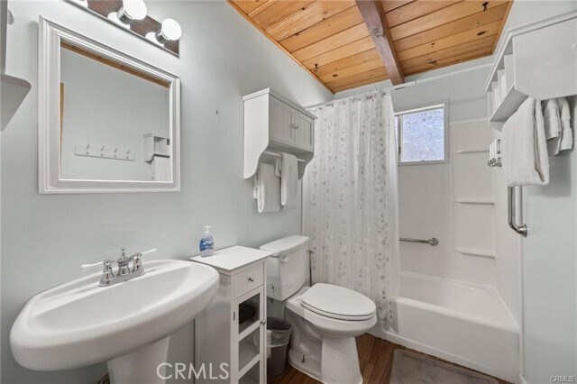 Foto del edificio - 130 Maple Ln
