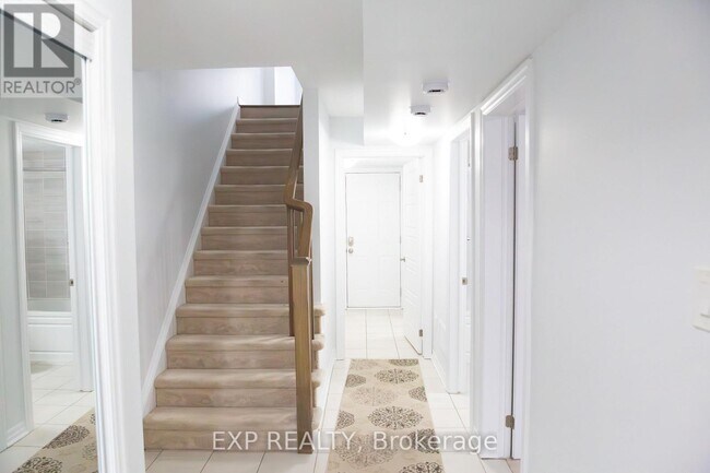 Photo du bâtiment - 230 Avonsyde Blvd