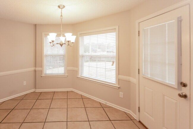 Building Photo - 7477 Olivia Hill Dr