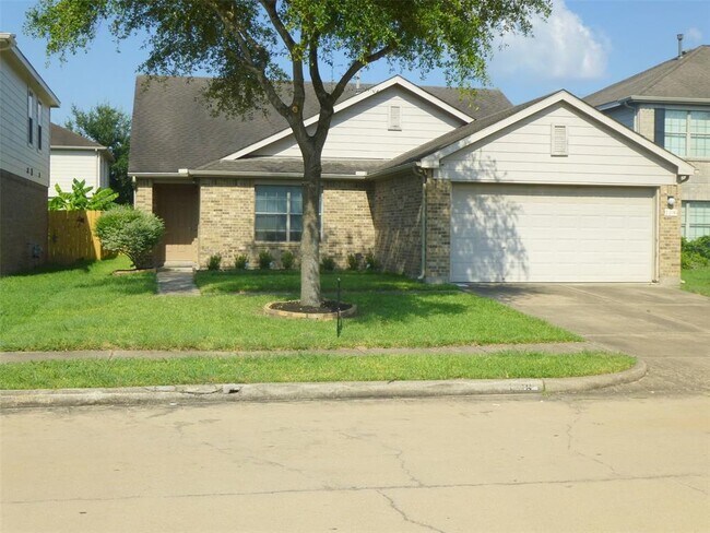 Building Photo - 1106 Americana Dr