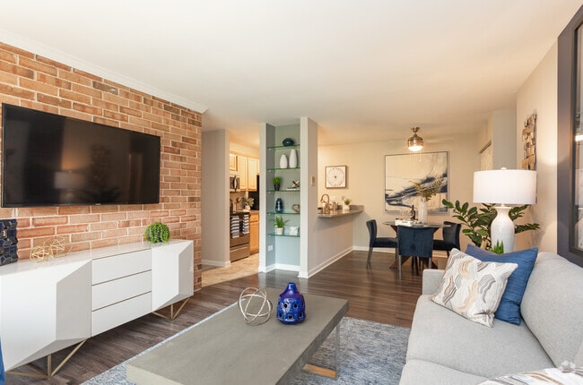 Building Photo - fifty9 Grove