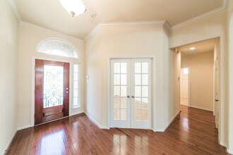 Building Photo - 607 Overdell Dr