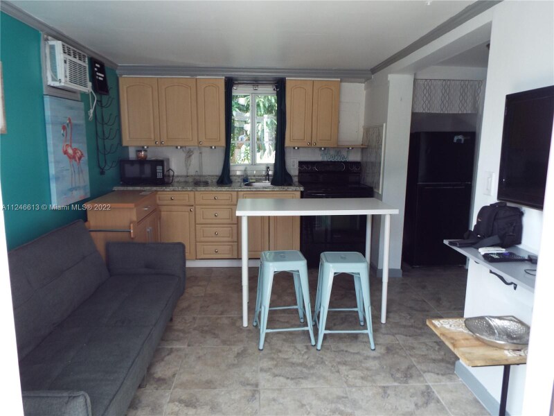 Foto principal - 1501 NE 12th St