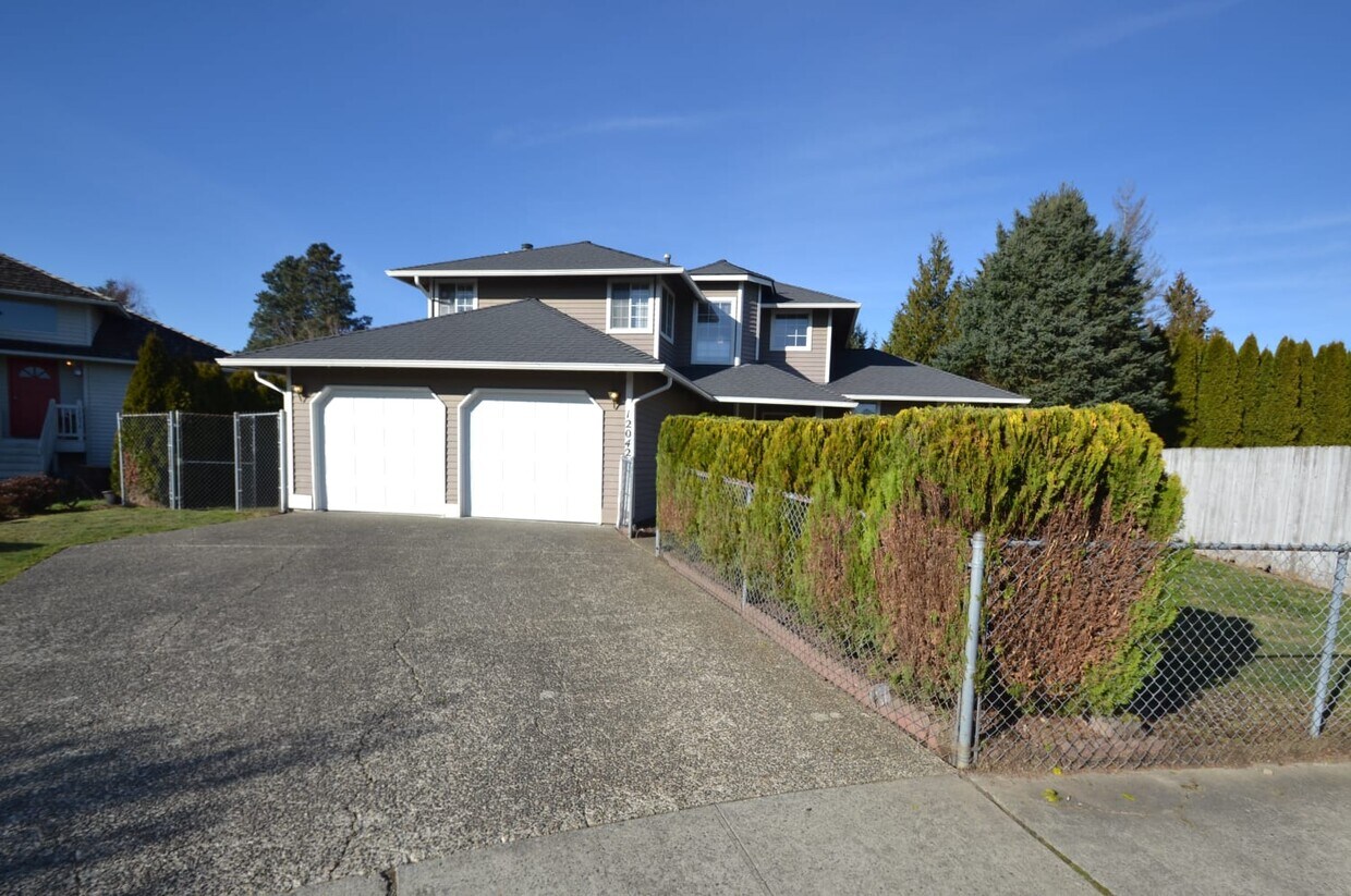 Foto principal - 12042 SE 249th Pl