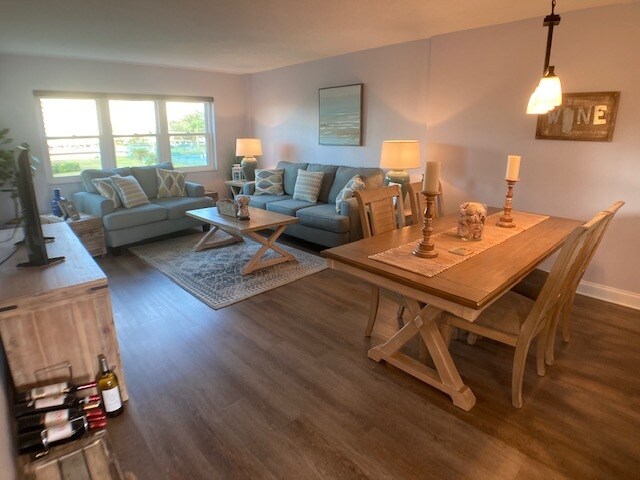 Foto del edificio - 4650 Cove Cir