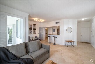 Building Photo - 3255 NE 184th St