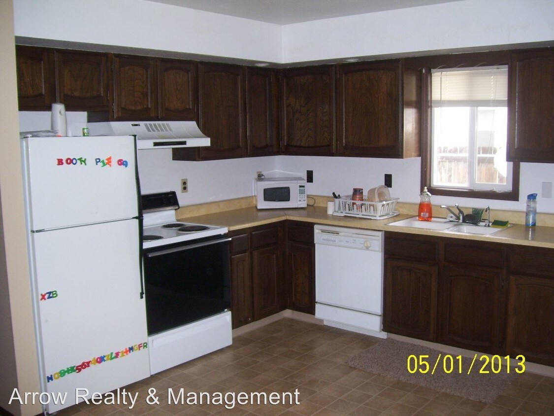 627 Meeker St, Fort CO 80701 Room for Rent in Fort CO