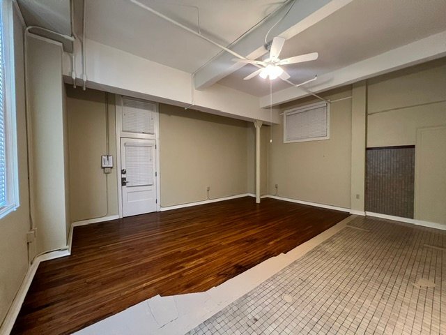 Building Photo - 1401 Scott St