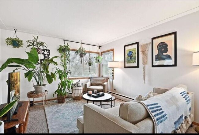 Foto del edificio - 3820 42nd Ave S