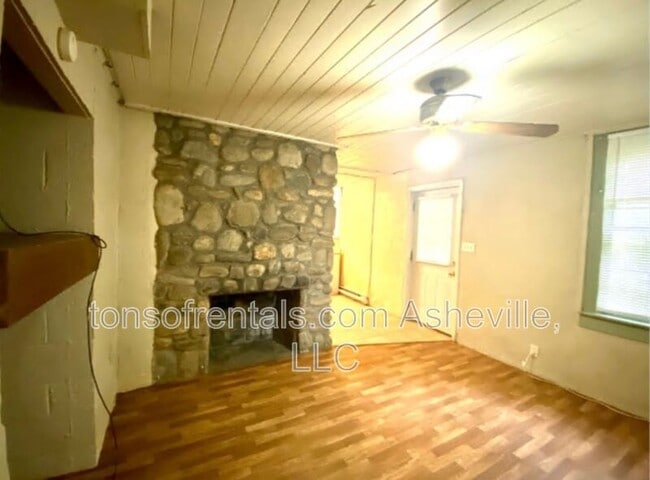 Building Photo - 30 Craven Hill Cir