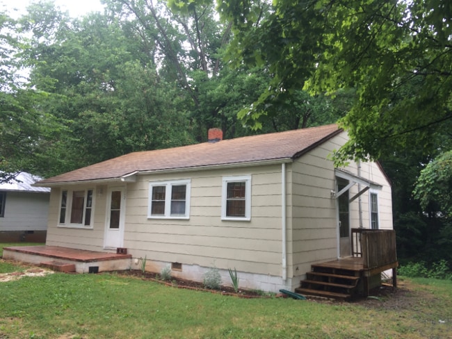 Building Photo - 112 S Avondale Rd