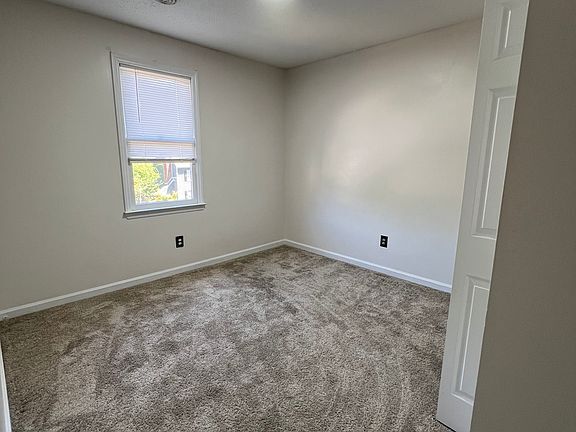 Foto del edificio - 4312 Whisperwood Dr