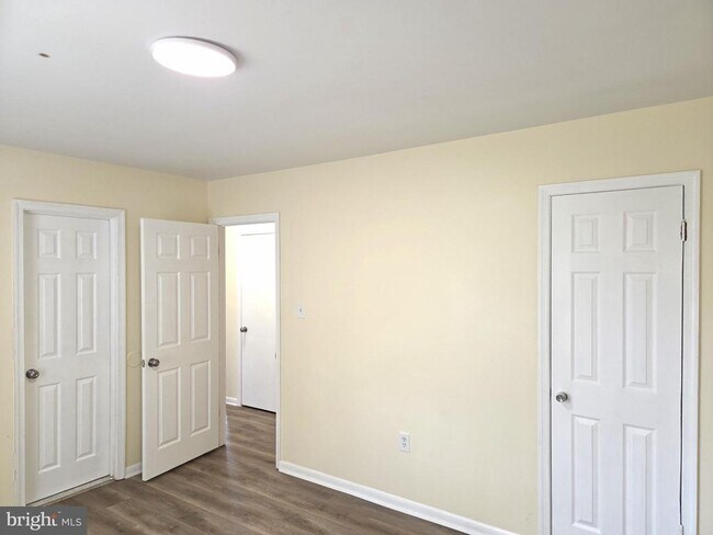 Foto del edificio - 5974 Fisher Rd