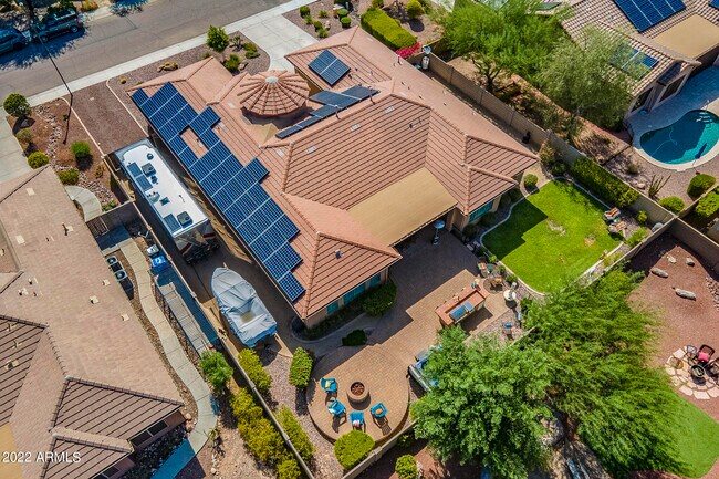 Foto del edificio - 4814 W Carpenter Dr