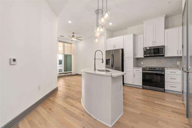 Foto del edificio - 2700 Old Denton Rd