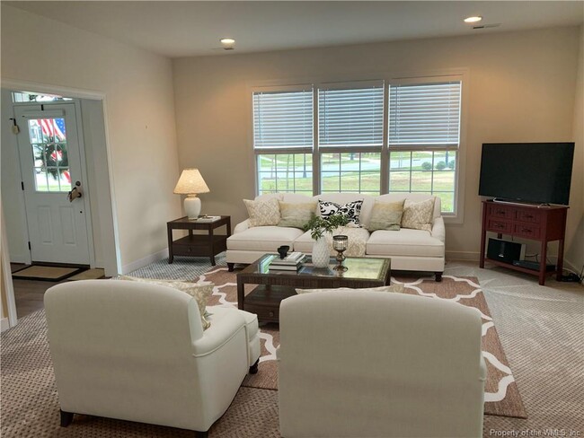 Building Photo - 4818 Village Walk