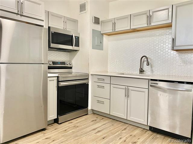 Photo - 1127 Clinton St House