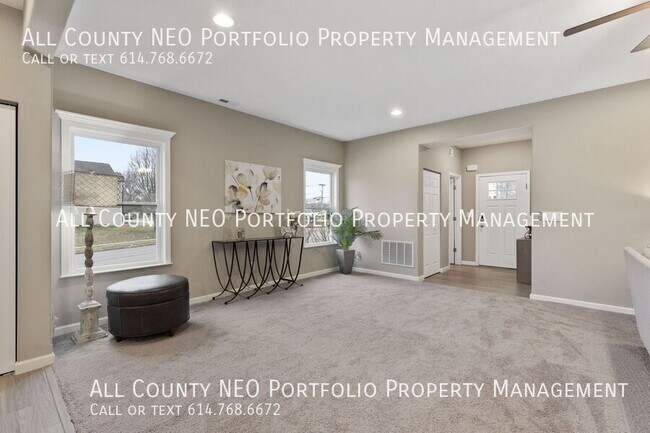 Foto del edificio - 1481 Channel Pl