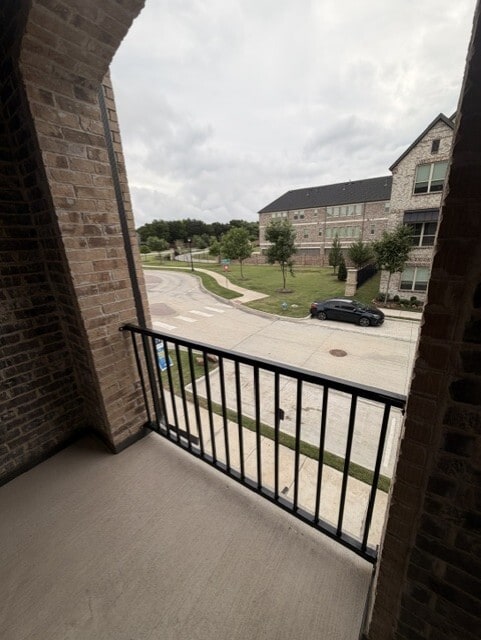 Building Photo - 4253 Willow Pond Dr
