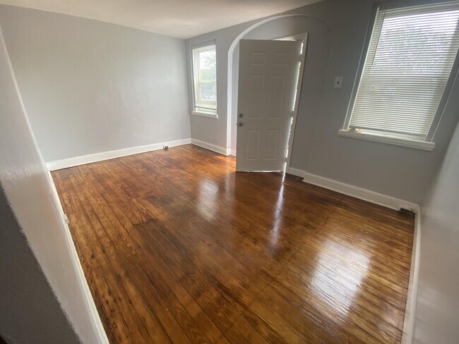 Building Photo - 1377 Collings Rd