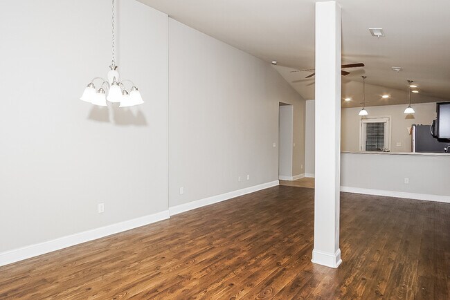 Foto del edificio - 233 Valleyside Dr NE