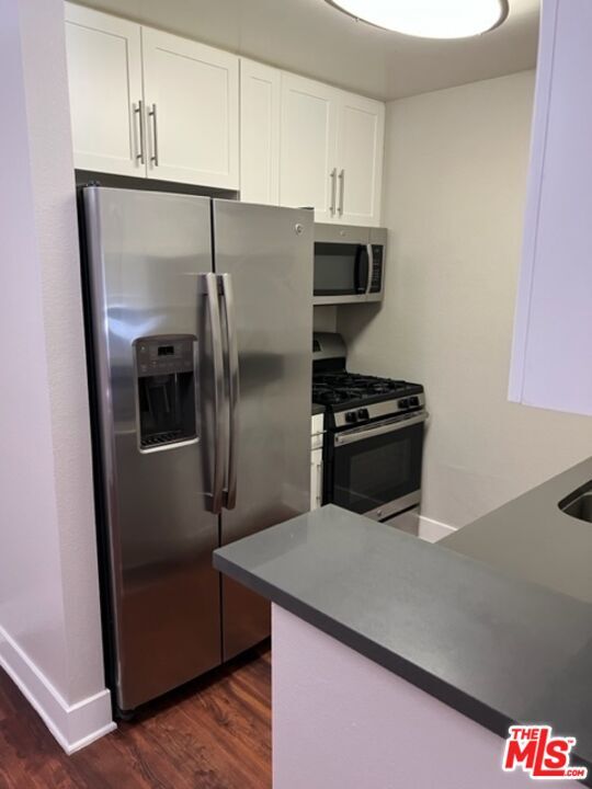 Foto principal - 5916 Las Virgenes Rd