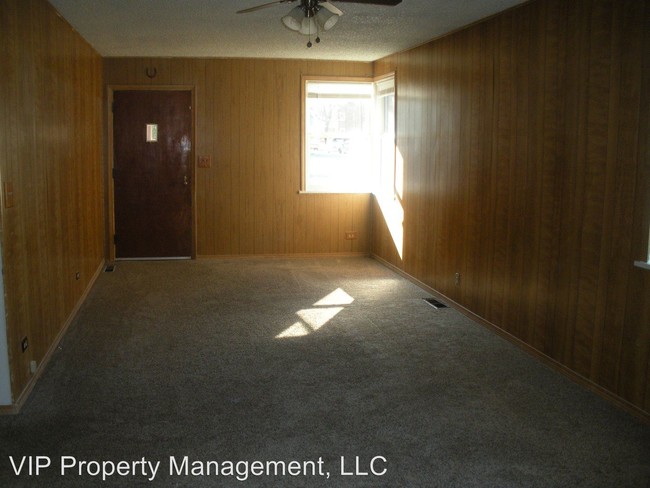 Building Photo - 3 br, 1.5 bath House - 201 River Street