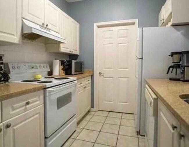Foto del edificio - 2025 Woodmont Blvd