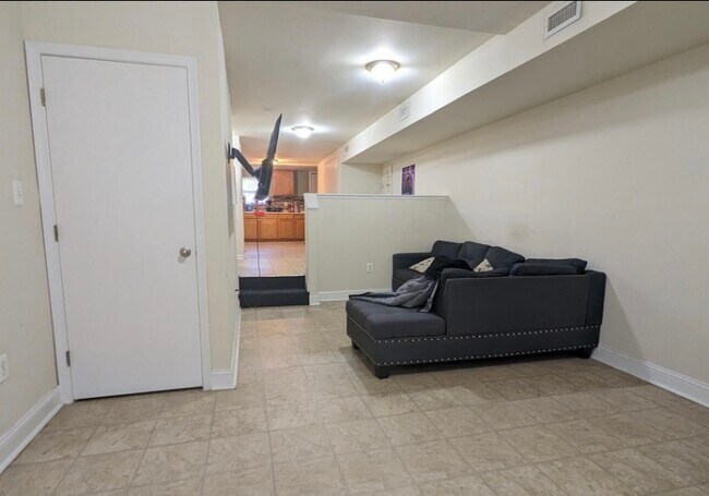 Foto del edificio - 1022 N Carey St