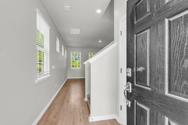 Building Photo - Beautiful 3 Bedroom 2.5 Bath Home In Goose...