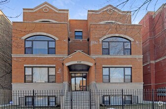 Building Photo - 2147 W Evergreen Ave