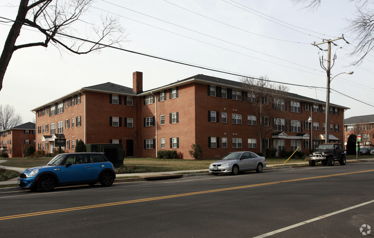 Primary Photo - Colonies Arlington