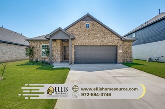 Building Photo - 4013 Bluestem Blvd