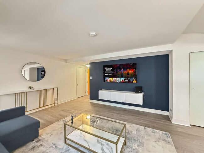 Building Photo - 111-23 N 15th St